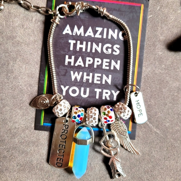 2 fo 40 Silver rope Bullet Pendant charm bracelet - Picture 1 of 1